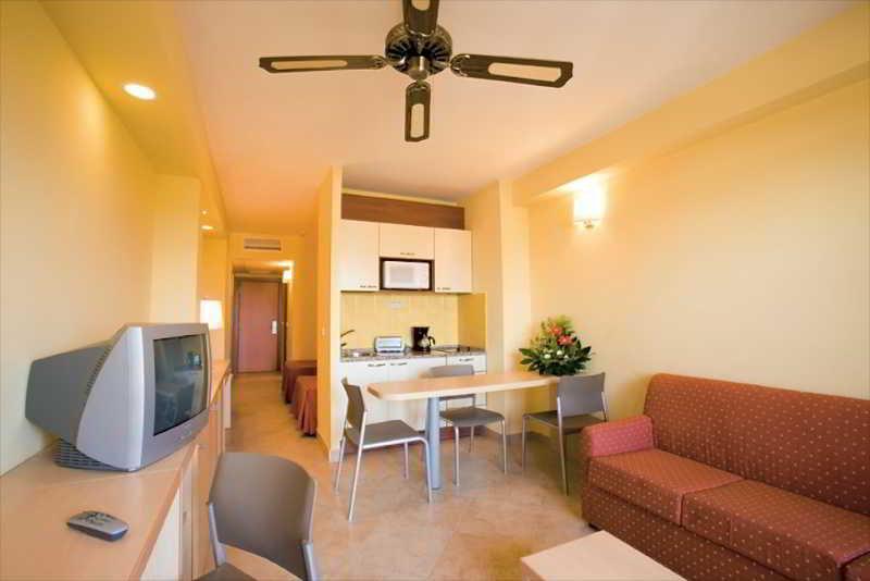 Fenix Family By Alegria Hotel Roquetas de Mar Exterior foto